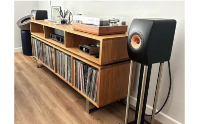 Lagon Studio American Oak Vinyl Storage Cabinet with Floating Isolation Amp Shelf
